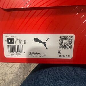 Puma Lo Lava Sneakers in Red and Black